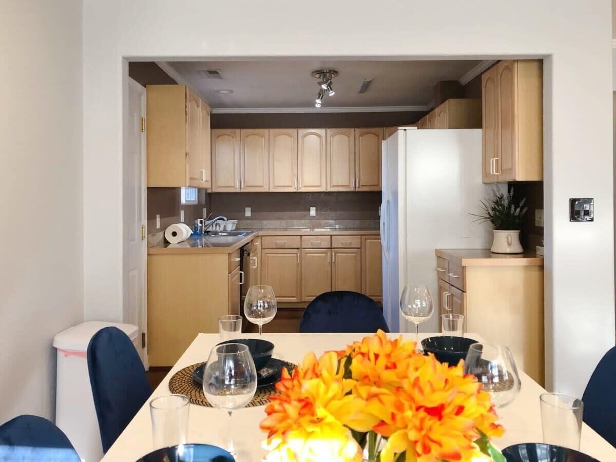 Rumah (2 Bedrooms) | Makan di kamar