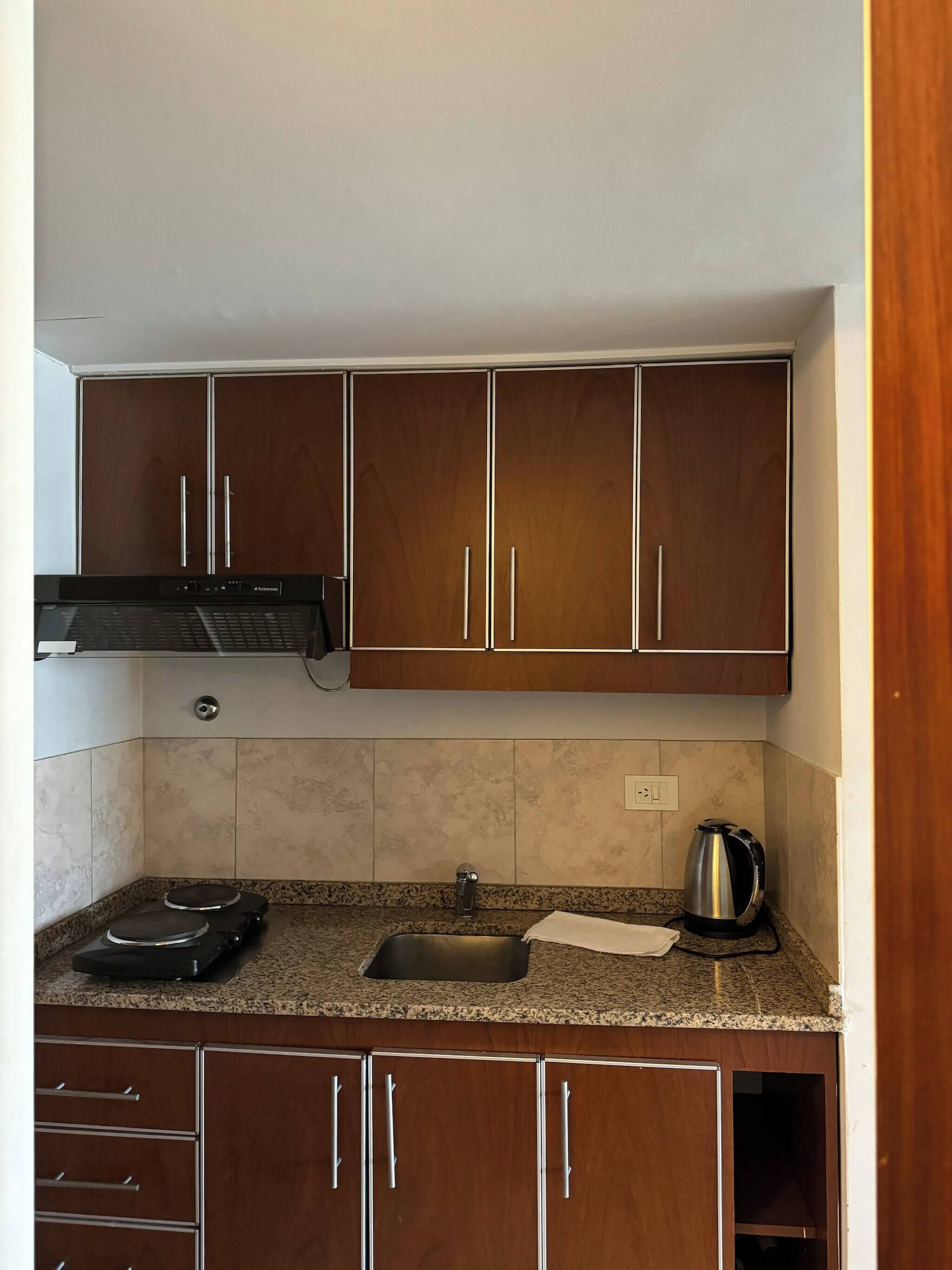 Apartment, 1 Bedroom, Accessible, City View | Interior