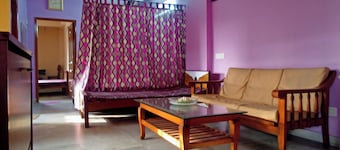 Charming 2-bedroom apartment in delightful Kolkata with single room AC