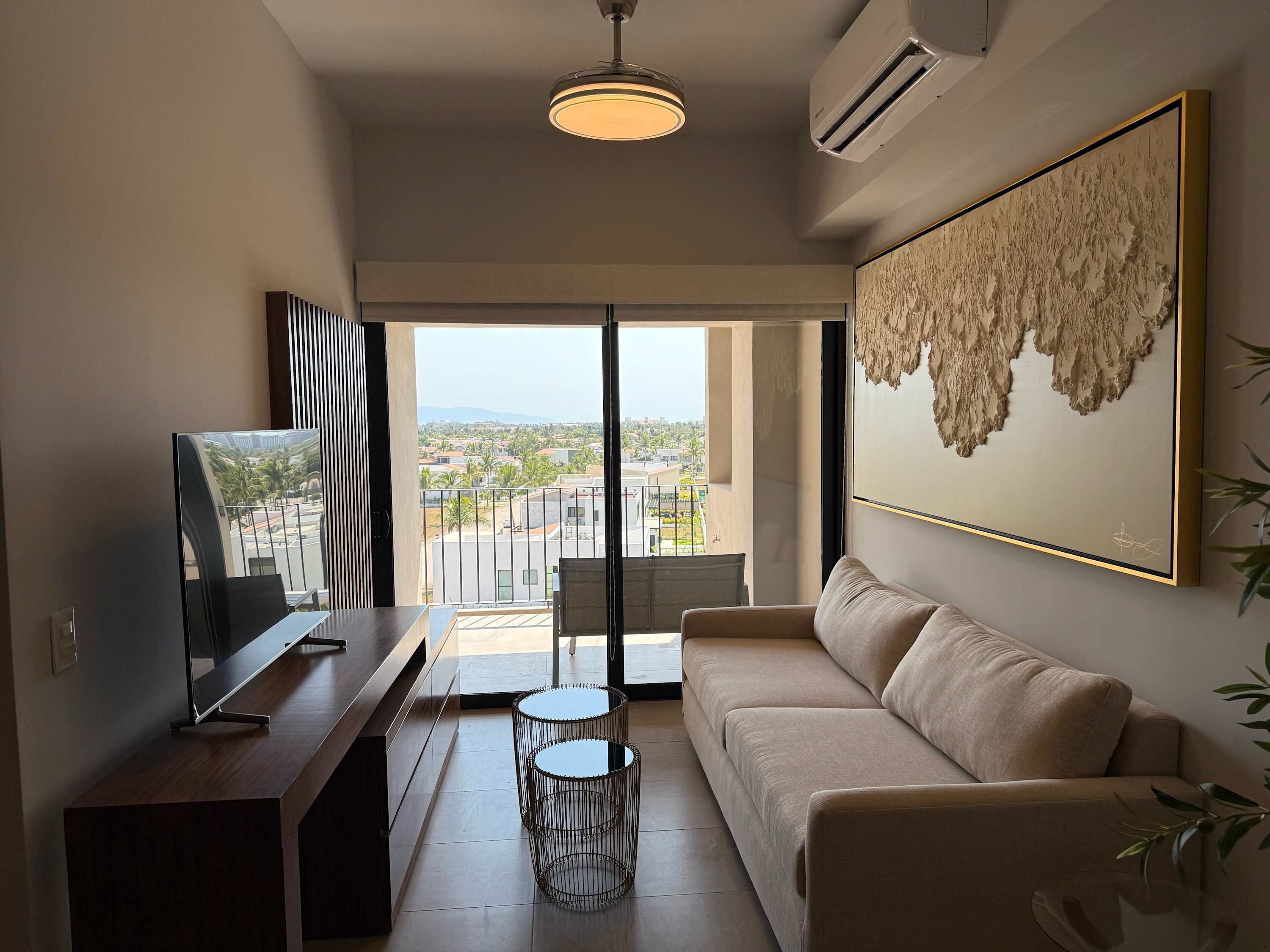 Televisio, työhuone