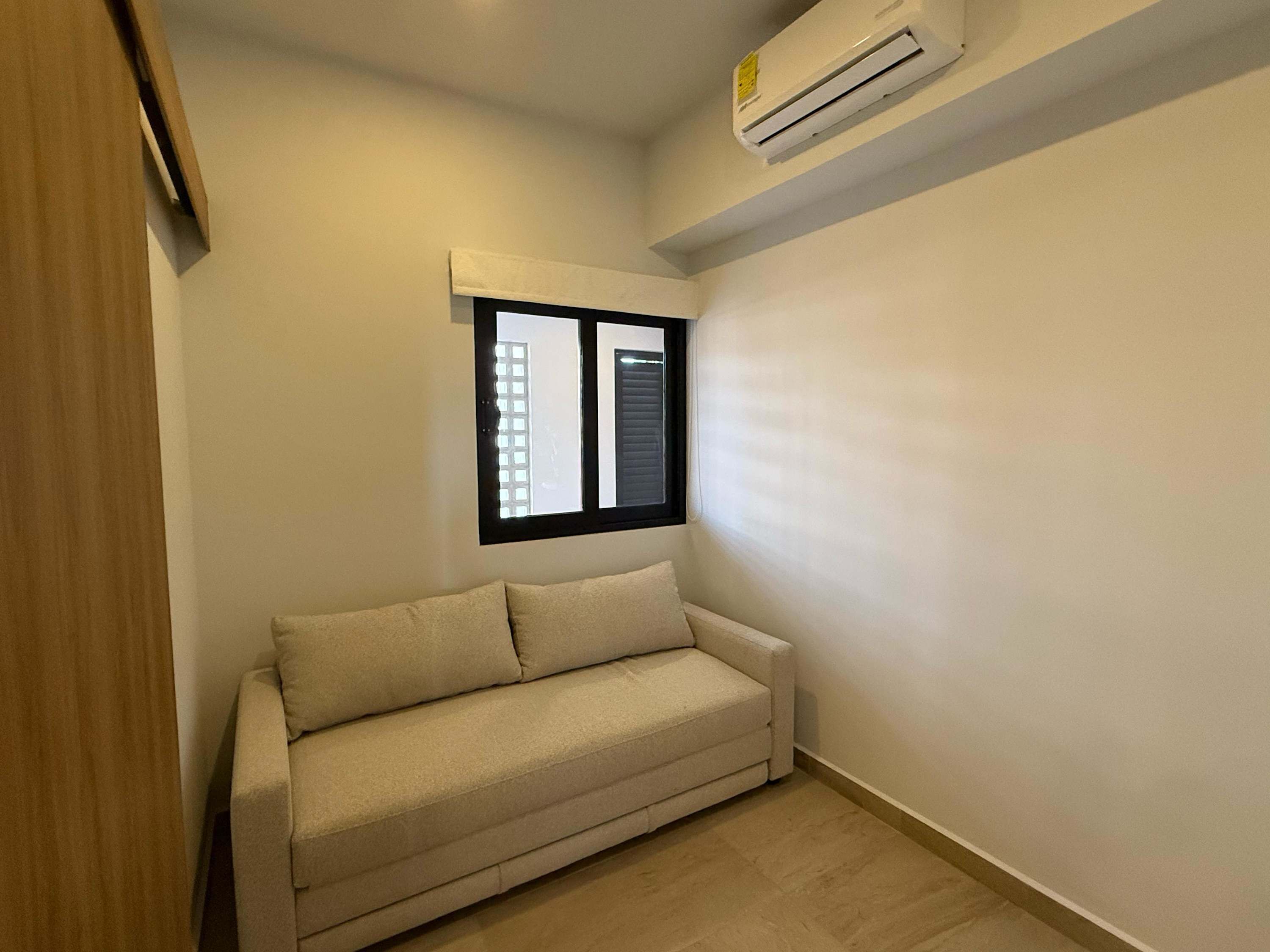 TV, offices