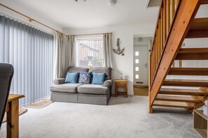 Televisión, oficina