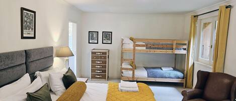 7 bedrooms, iron/ironing board, travel crib, free WiFi