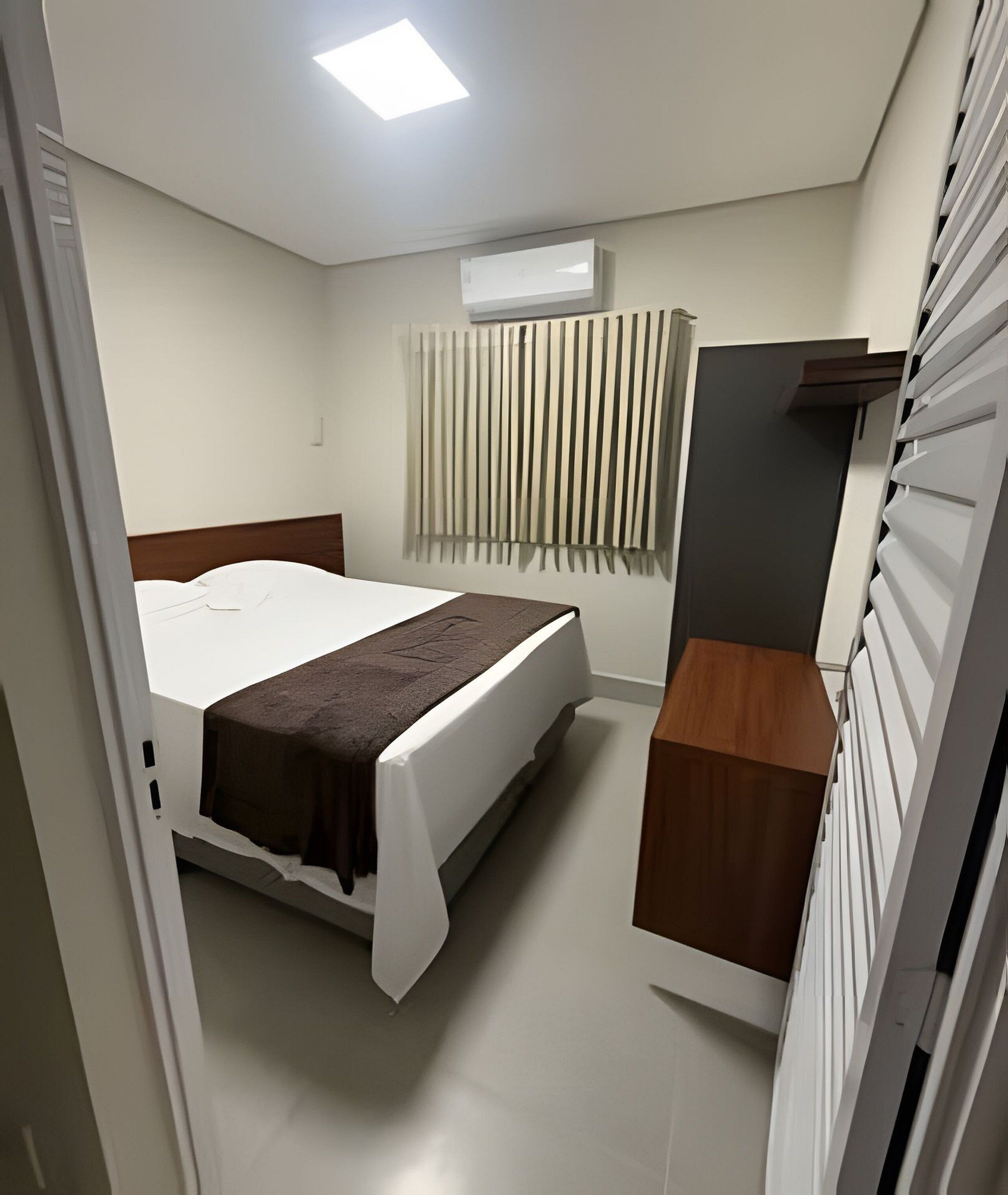 Family Studio | Blackout drapes, iron/ironing board, free WiFi