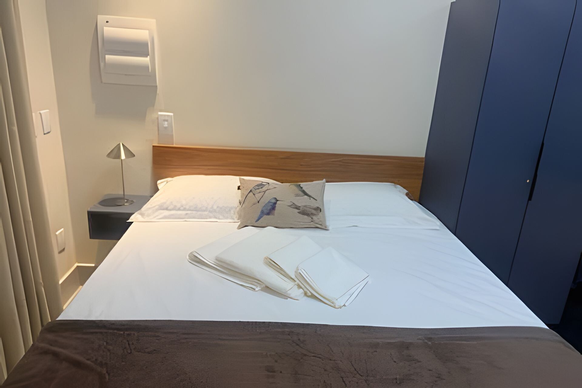 Standard Studio | Blackout drapes, iron/ironing board, free WiFi