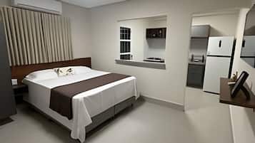 Estúdio família | Cortinas blackout, ferros/tábuas de passar roupa, Wi-Fi de cortesia