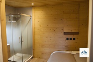 3 Schlafzimmer, Zimmersafe, Bügeleisen/Bügelbrett, kostenloses WLAN