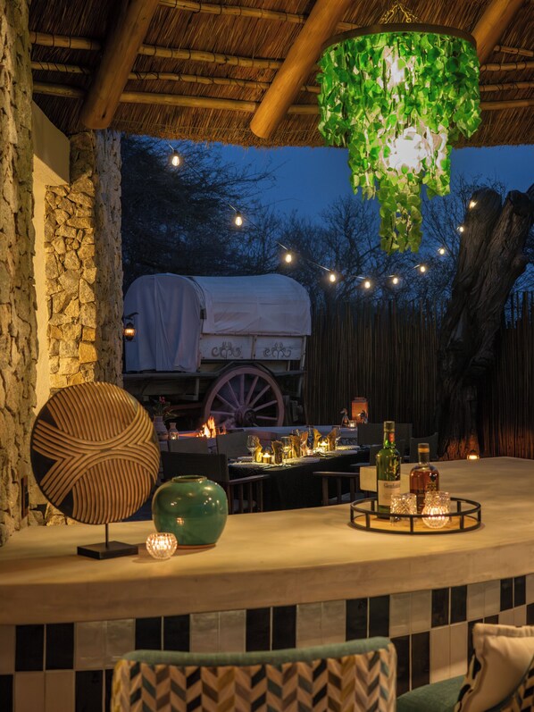 Bar (on property) - Tintswalo Scops Rest (Hoedspruit)