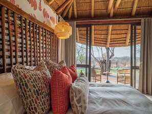 Luxury Villa | Free WiFi - Tintswalo Scops Rest (Hoedspruit)