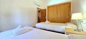 3 habitaciones y ropa de cama 