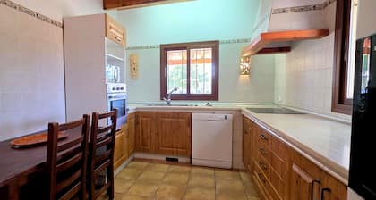 Finca RĂșstica con Piscina y Barbacoa