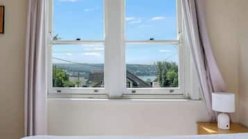 2 soverom, strykejern/-brett, wi-fi og sengetøy