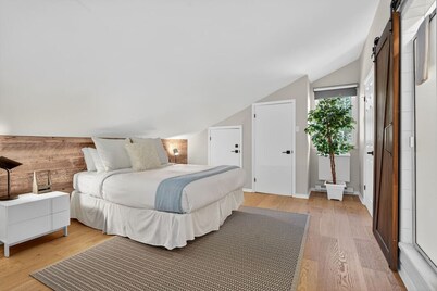 Le Refuge: Lake Views Condo, Minutes to MT Village