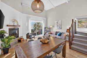 TV, fireplace - Le Refuge: Lake Views Condo, Minutes to MT Village (Mont-Tremblant)