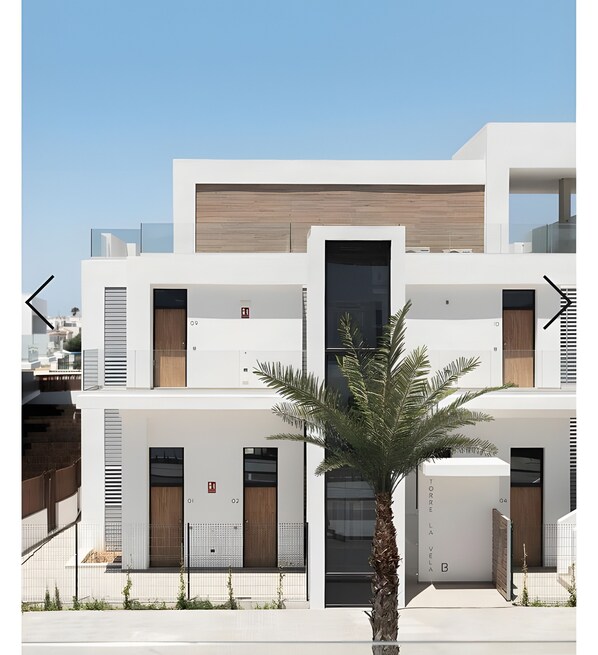 Exterior - Holiday Home 'Casa Bakara La Brisa Zahara Beach' with Shared Pool, Private Terrace and Wi-Fi (Zahara de los Atunes)