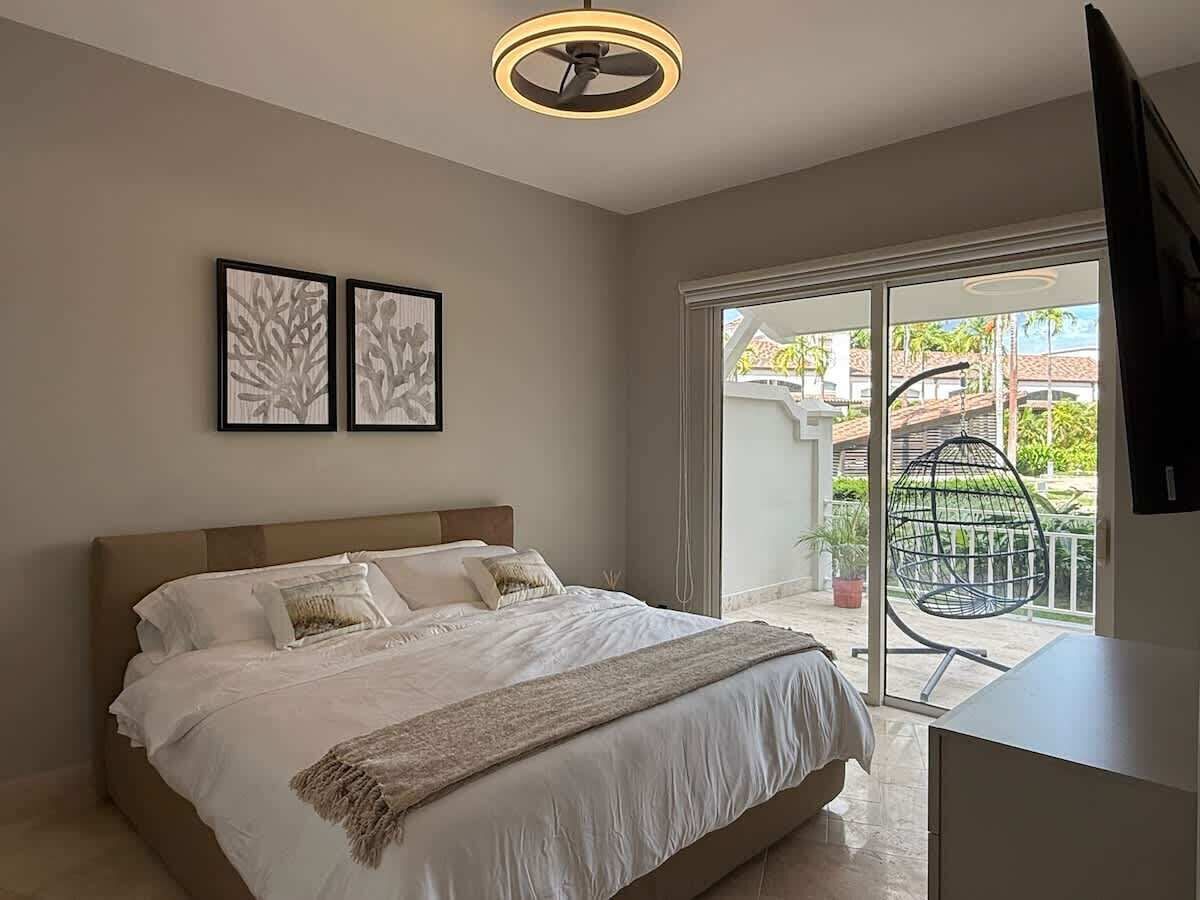 21 عدّة غرف نوم ومكواة/لوح كي وواي فاي