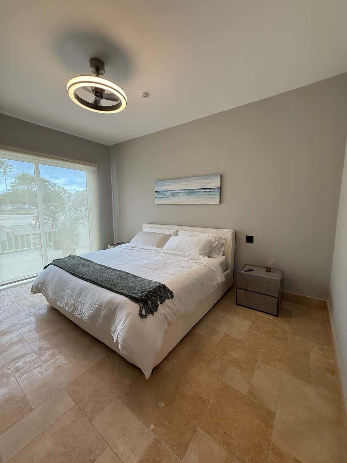 4 bedrooms, iron/ironing board, WiFi