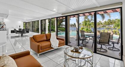 Siena Villa Waterfront