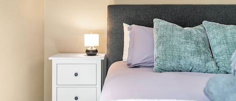 2 bedrooms, desk, iron/ironing board, travel cot