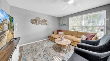 Televisión y oficina