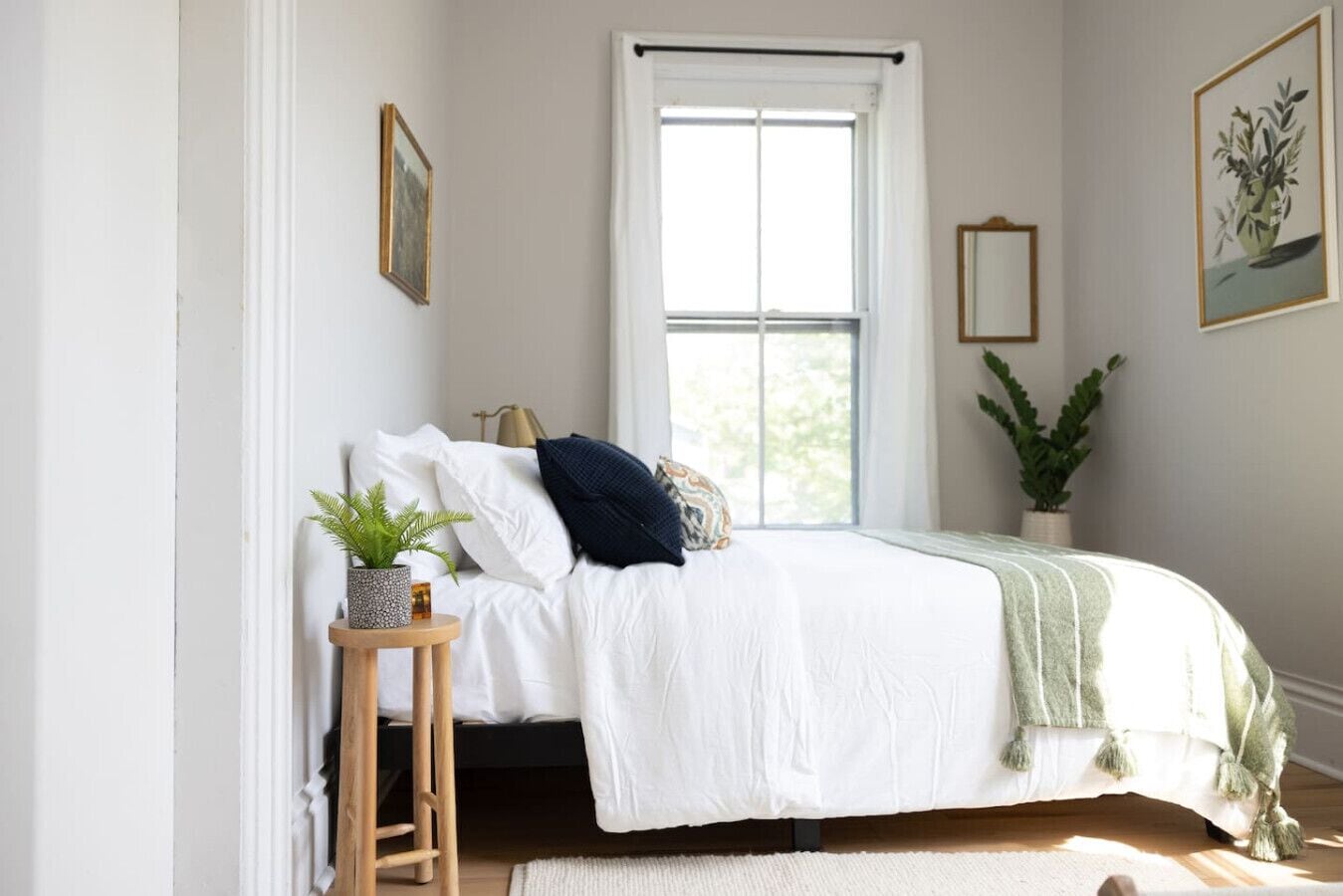 1 chambre, fer et planche à repasser, Wi-Fi, draps fournis