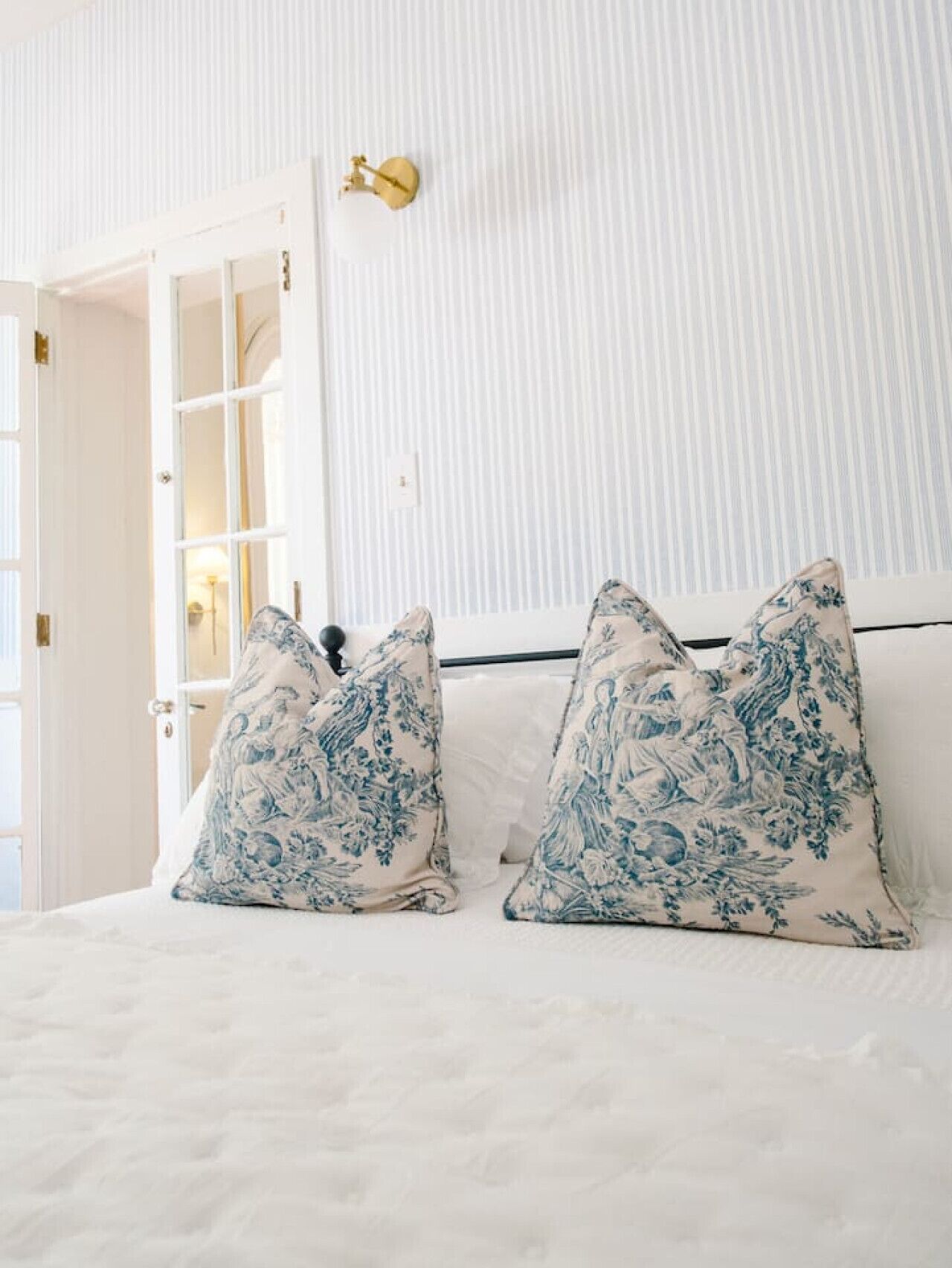 アイロン / アイロン台、WiFi、ベッドシーツ