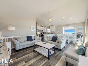 Smart TV - 3 Mermaids Grace: Fin-tastic Beach Escape (Surf City)