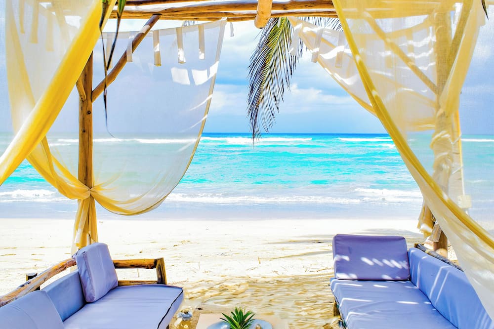 Playa Palmera Ocean View Apartments