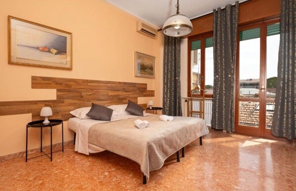 3 Schlafzimmer, Bügeleisen/Bügelbrett, Internetzugang, Bettwäsche