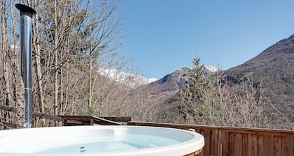 Roulotte Rhododendron – Unique Stay in Gavarnie-Gèdre