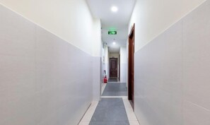 Unclassified image, 4 of 12, button - Rita Hotel near Tan Son Nhat Airport (Ho Chi Minh City)
