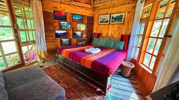 Comfort Cottage, Valley View | Free WiFi