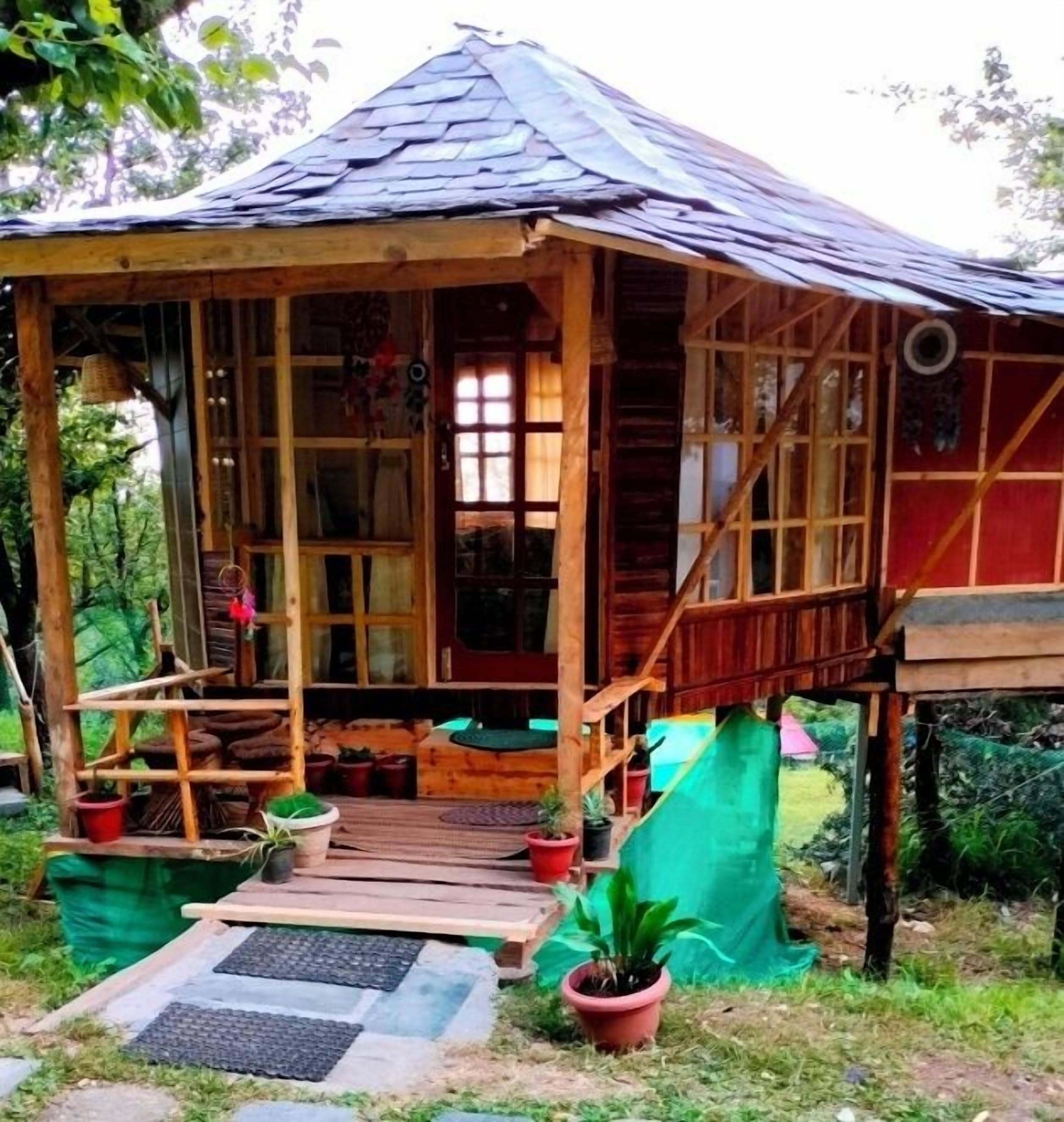 Comfort Cottage, Valley View | Free WiFi