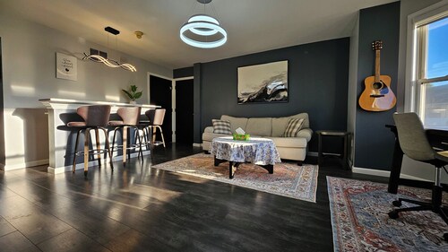 Stylish and Cozy Apartment Near Downtown Hartford