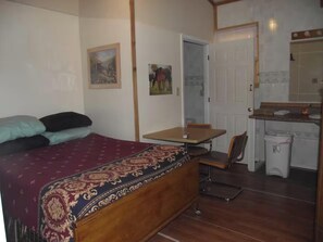 6 Schlafzimmer, WLAN, Bettwäsche