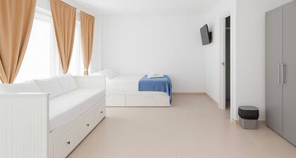 Costa by Hawkins Algeciras - Exterior 1st A