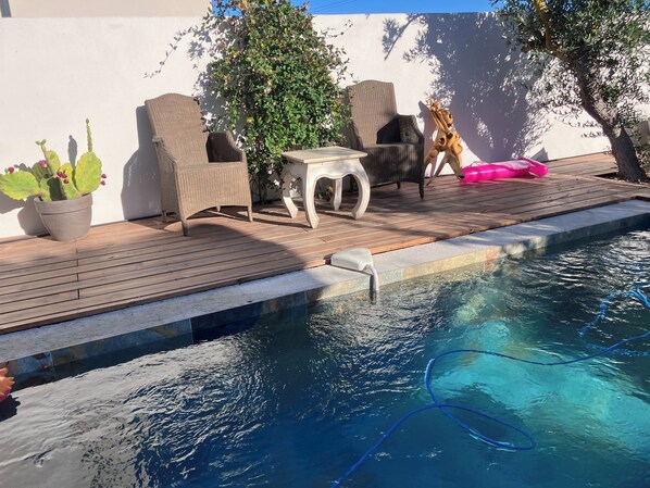 Piscine extérieure, piscine chauffée