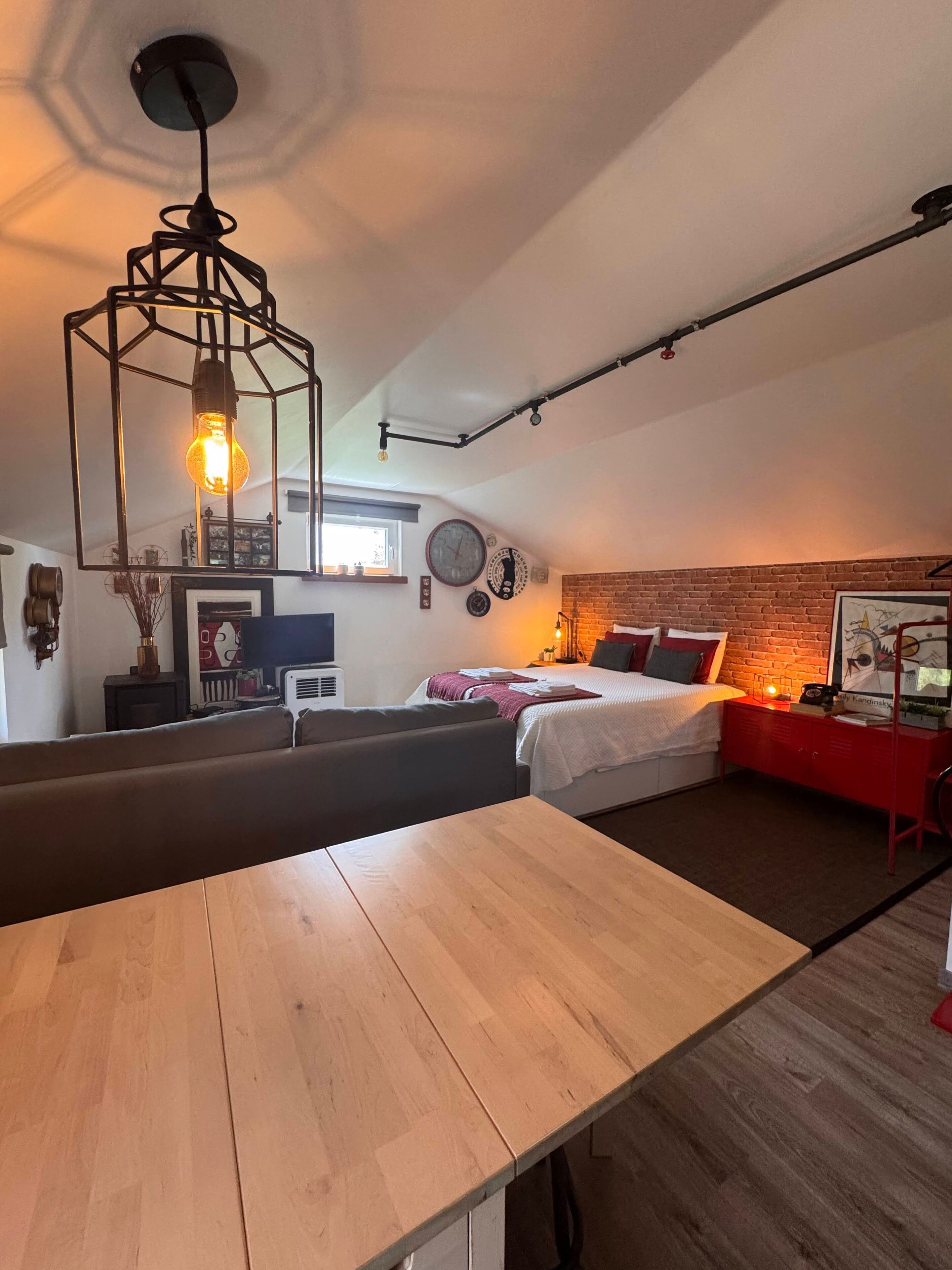 Deluxe Cottage, Garden View | Individually decorated, individually furnished, blackout drapes