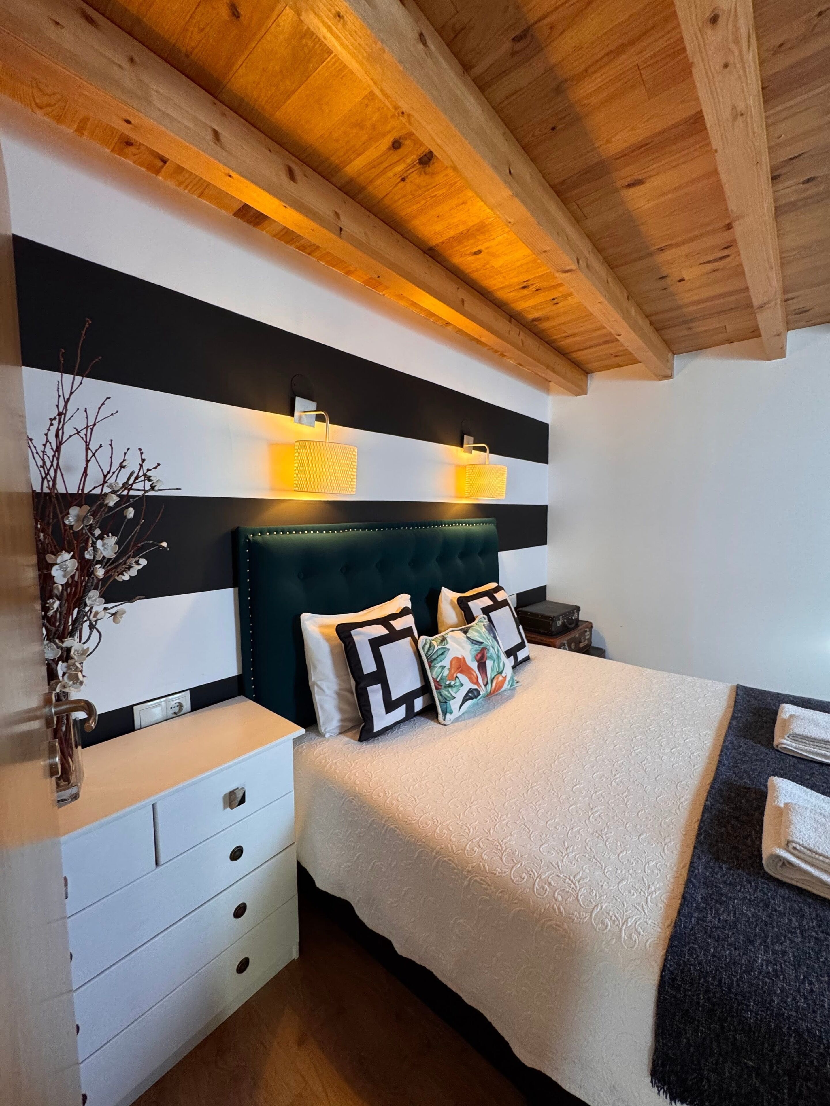 Maison Deluxe, 2 chambres, vue piscine | Décoration personnalisée, ameublement personnalisé, rideaux occultants