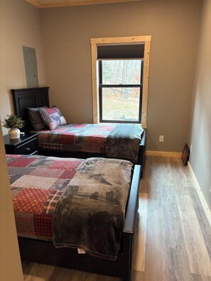 Desk, iron/ironing board, free WiFi, bed sheets