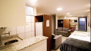 Classic Twin Room, City View