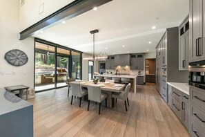 Dining - Discover Heavenly Views, a new Mountain Modern Estate at Schaffer’s Mill (Truckee)