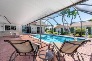 Ulkouima-allas, lämmitetty uima-allas