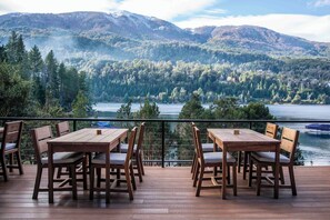 Tempat makan outdoor