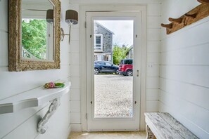 Interior - Waterfront Cottage in Town! (Nantucket)
