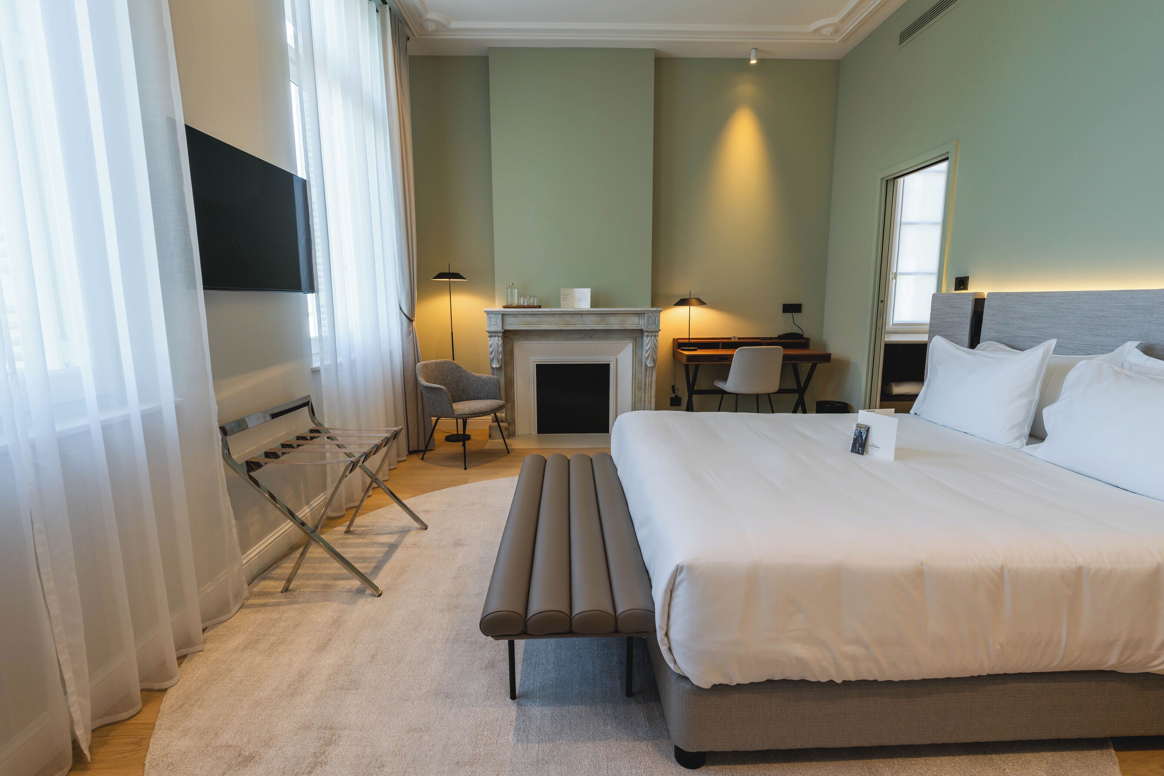 Tweepersoonskamer | Luxe beddengoed, een minibar, een kluis op de kamer, gratis babybedden