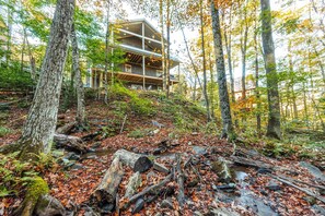 Exterior - NF72: New! Walk to Slopes, 3 King Suites, Hot Tub. Firepit (Davis)