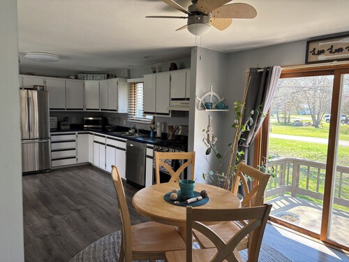 Tremendous 2-bedroom house in Sunset Bay