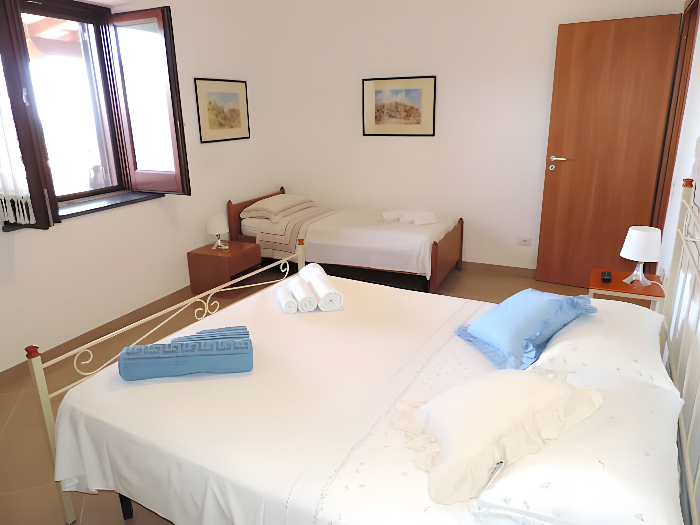 Bügeleisen/Bügelbrett, WLAN, Bettwäsche