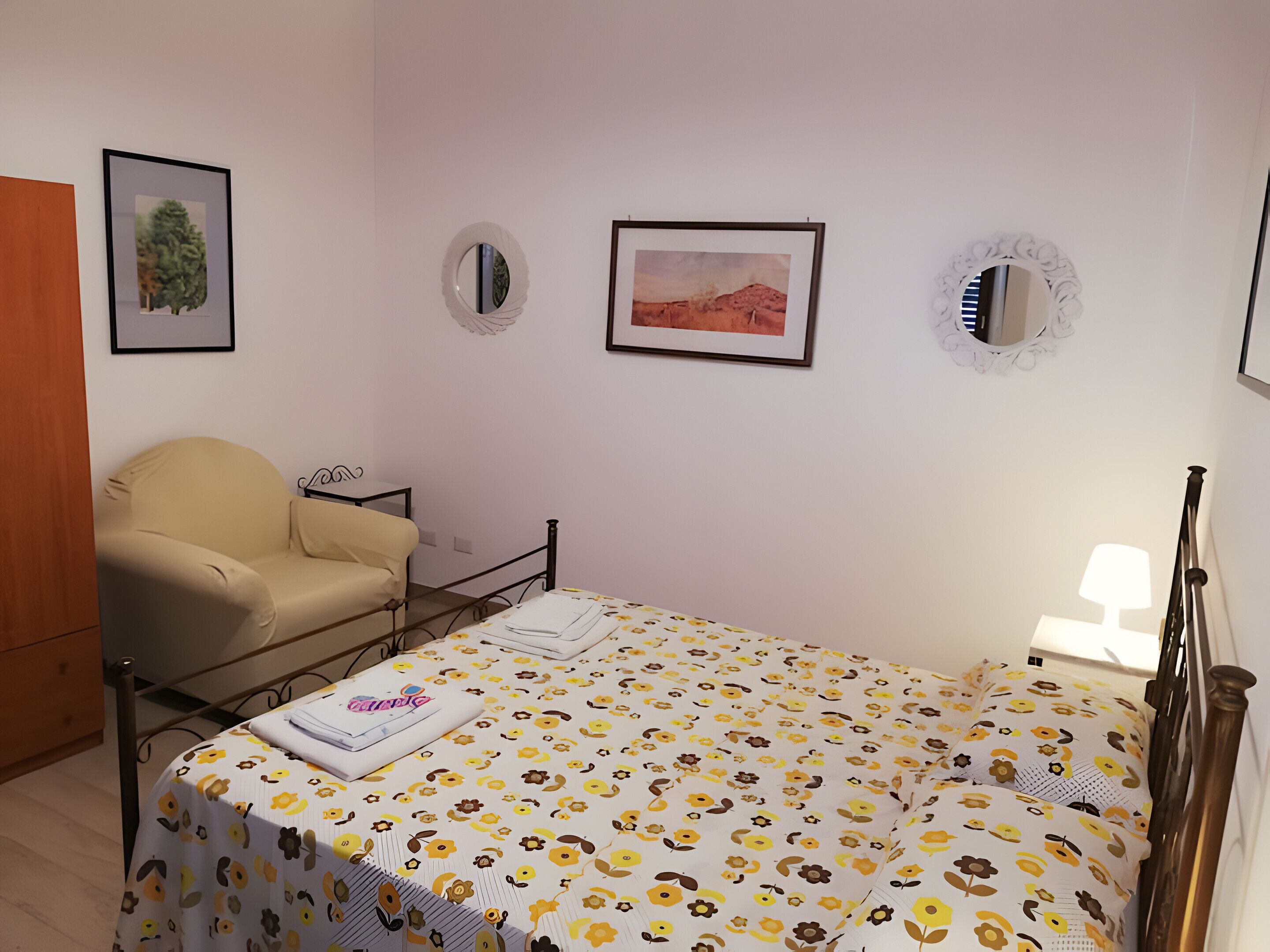 Bügeleisen/Bügelbrett, WLAN, Bettwäsche